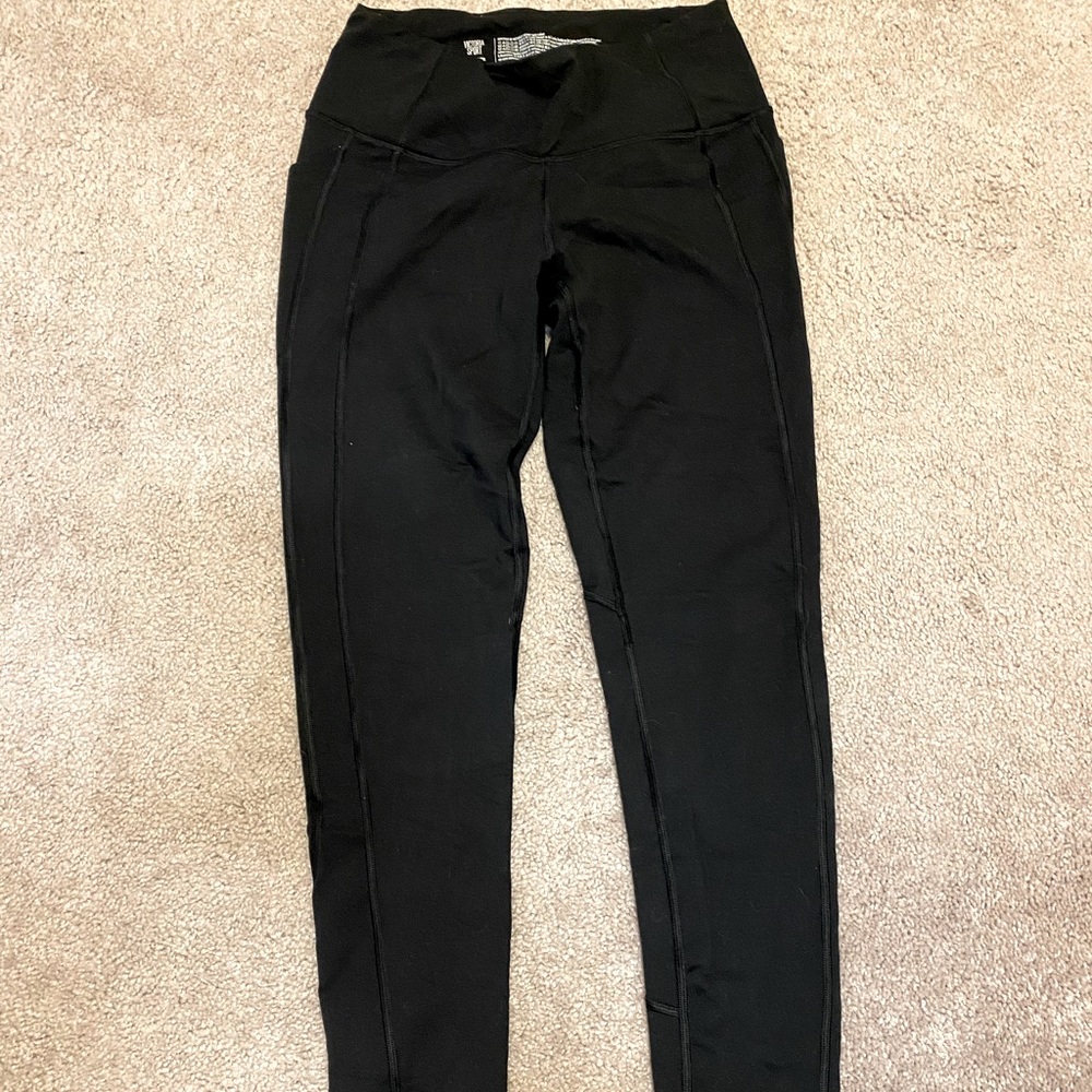 Victoria’s Secret “Knockout” leggings